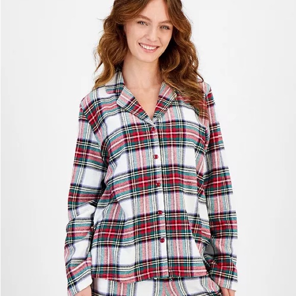 NEW Macy’s Women’s Stewart plaid flannel pajama set - Picture 2 of 3